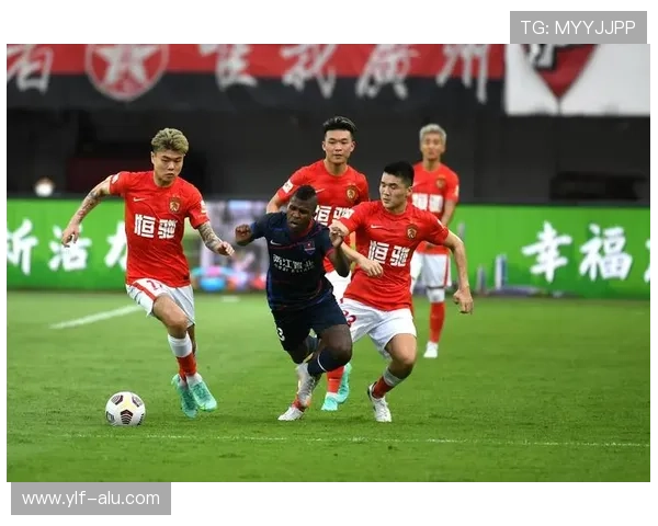 广州足球队在足球战术排行榜中荣获第五名引发广泛关注与讨论